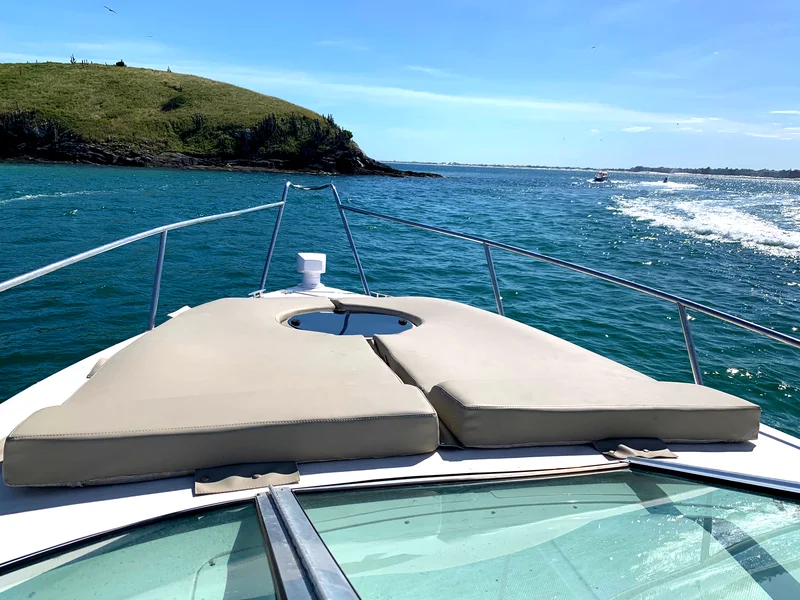 Solarium da Lancha Nautilus com vista para o mar